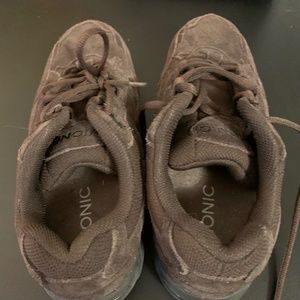Vionic shoes